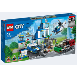 LEGO City Polizeistation mit Hubschrauber und...