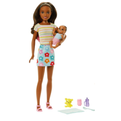 Mattel Barbie Skipper Babysitter Puppe und Baby 01